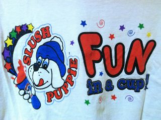 SLUSH PUPPIE FUN IN A CUP DESIGN ON BOTH SIDES VINTAGE COLORFUL XL 