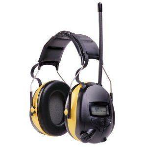 AM FM RADIO &  HEADPHONES / HEARING PROTECTION EAR MUFFS PELTOR 