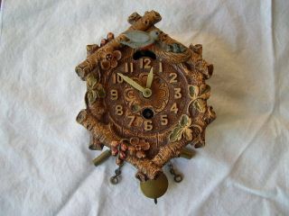 lux cuckoo clock in Clocks