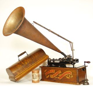 Museum Quality 1901 Edison RED BANNER Home Phonograph w/Original 24 