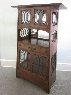 Most Unusual Solid Oak Antique Mission Arts & Crafts Curio Cabinet