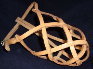 BASKET STYLE, LEATHER, DOG MUZZLE   SIZE 5