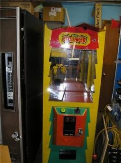 THE CHALLENGER CANDY CRANE Arcade Game   METAL   DURABLE   PLAY TILL 