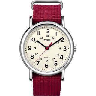 Timex Unisex T2N751 Weekender Slip Thru Red Nylon Strap Watch: Watches 