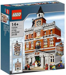 LEGO Creator Town Hall (10224)   LEGO   