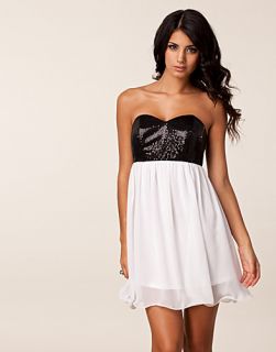 Tara Dress   Dry Lake   Black/white   Party dresses   Clothing   NELLY 