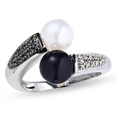  Black and White Cultured Freshwater Pearl Bypass 
