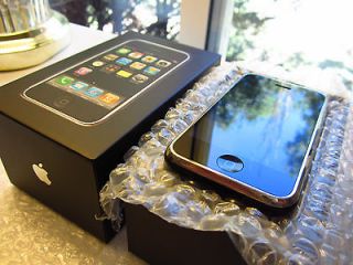   RARE VINTAGE COLLECTORS SET** Apple iPhone 1st Generation 16GB 2G