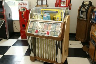 1952 SEEBURG M100C 45 rpm JUKEBOX TOTALLY RESTORED 100 SELECTIONS NEW 