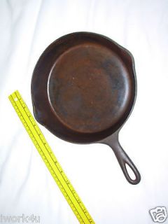 vintage favorite piqua ware no 7b cast iron frying pan