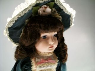 Kingstate Dollcrafter Porcelain Doll The Prestige Collection Simone 