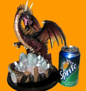 Dragon on Crystals Figurine Statue Myth Fantasy.New in Box.