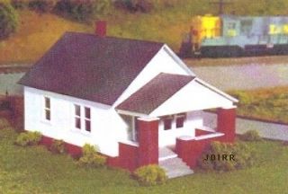 ho scale model trains layout bungalow house building kt time