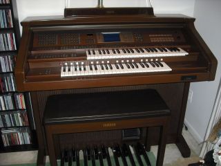 Yamaha Electone AR 100 Organ, perfect condition, full range digital 