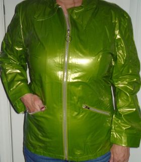 Womans Bamboo 100% Vinyl Raincoat with Zipper Front & Pockets Size S 