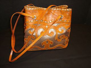 Cecilia Fadul Hand Tooled Leather Handbag Made in Paraguay   Brown