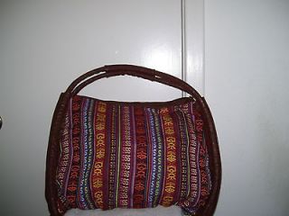TRENDY SOUTHWEST AZTEC MULTI COLORED FABRIC AND LEATHER TOTE