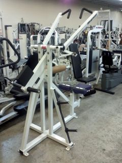 Used Magnum Fitness Biangular Plate Loaded Lat Pulldown Lats Pull Down 