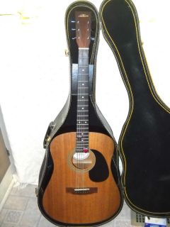 Abilene AW 015 Acoustic Guitar Very Nice Hard Case