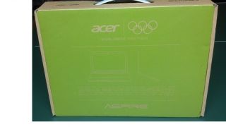 Acer Aspire V3 551 8887 15 6 Laptop 4GB 500GB AMD Quad Core Brand New 