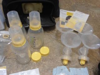 Medela Pump in Style Advanced Plus on The Go Carry Tote EXTRAS