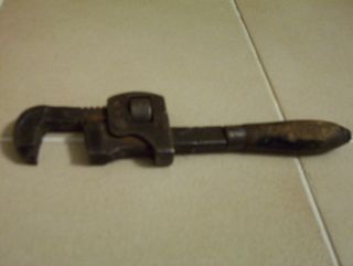 Vintage WALWORTH MFG CO BOSTON USA 8 wood wooden handle adjustable 
