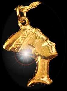 0129 Gold Plated Egyptian Egypt Queen Nefertiti Pendant