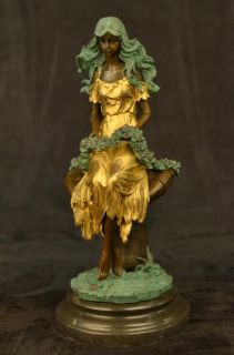Alice in Wonderland Fantasy Girl Mushroom Bronze Statue Sculpture Art 