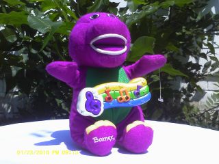 Barney Doll 10in Animated Singing Dinosaur Sparkle and Sing Barney 
