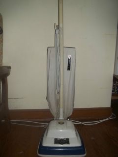eureka 1425f vintage upright vacuum cleaner great condition, new fan 