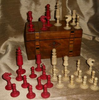 ANTIQUE 32 PIECE CHESS SET Faux Ivory RED BONE 1859 CARVED Lund BOX 