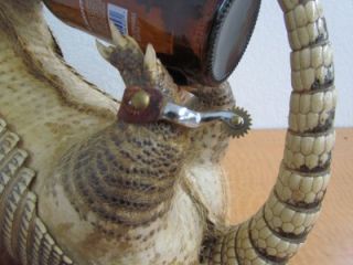Western, Beverage Drinking Armadillo Mount Lamp