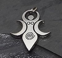 Pewter ARTEMIS the MOON GODDESS Amulet PENDANT Wicca Witch Pagan 