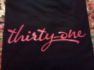 thirty one gifts hot pink on black long sleeve t shirt med