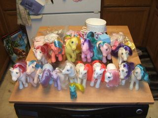 My Little Pony Lot Vintage 17 ponies and dozens of accessories G1 Pony 