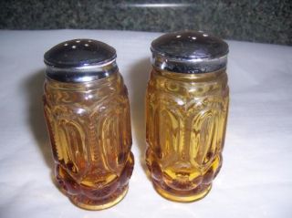 Vintage L E Smith Amber Moon and Stars Salt and Pepper Shaker Set