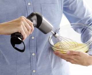   Handheld Battery Operated/ Powered Mixer Blender / FREE SHIPPING