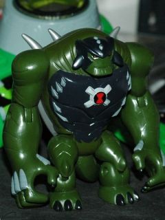 Ben 10 figure   New Opened. About 10cm. Serial No. CN B. Figure only 