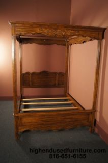 DREXEL HERITAGE Cabernet French Queen Canopy Bed
