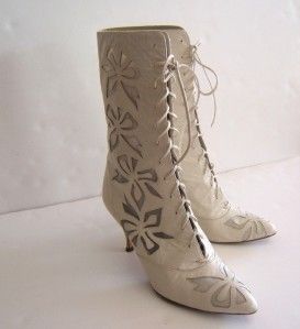 Beverly Feldman Womens Boots Sz 7 1 2 B Cream Mid Calf Cutout Designs 