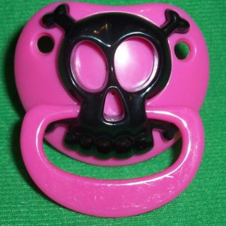 bb 0020 this auction is for two new billy bob pacifiers