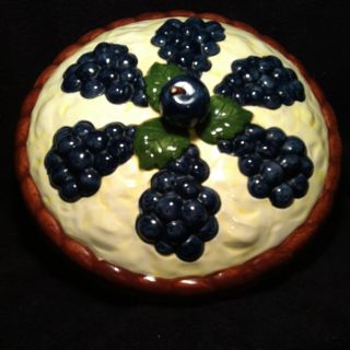 BLUEBERRY CREAM PIE PAN DISH PLATE KEEPER TOTE CERAMIC COVERED DEEP W 