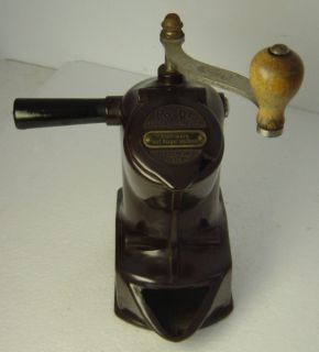 German Art Deco bakelite coffee grinder PeDe Dienes Reform DRGM