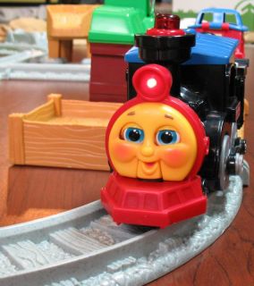FP Fisher Price Toots The Train Set 74878 Voice Activated Remote 