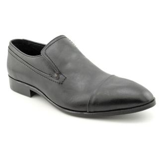 The Bronx Ridley shoes feature a leather upper with a round toe. The 