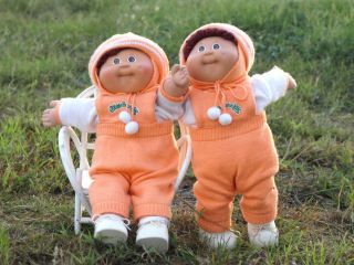    Cabbage Patch Kids Twins In Coral Sweater Outfits Coleco Dolls Toys