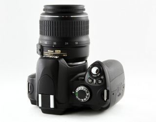 Nikon D40 6.1 MP Digital SLR Camera Kit w/ 18 55mm AF S ED Zoom Lens 