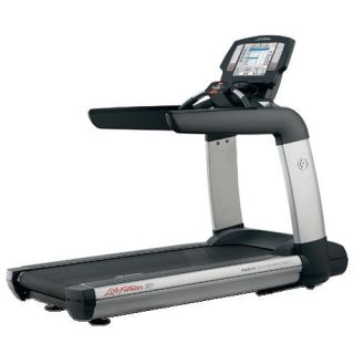 Life Fitness Elevation Series 95T Engage Treadmill w Warranty