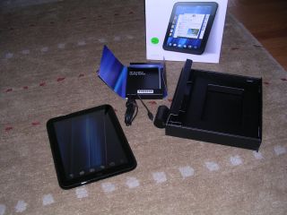 HP TouchPad FB359 Glossy Black Bundle in Original Box with USB Charger 