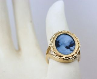 14k blue agate cameo ring
